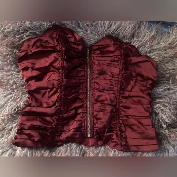 Ruched corset crop top zip up - Picture 5 of 10